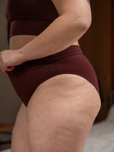 GARNET KIMMIE UNDIE