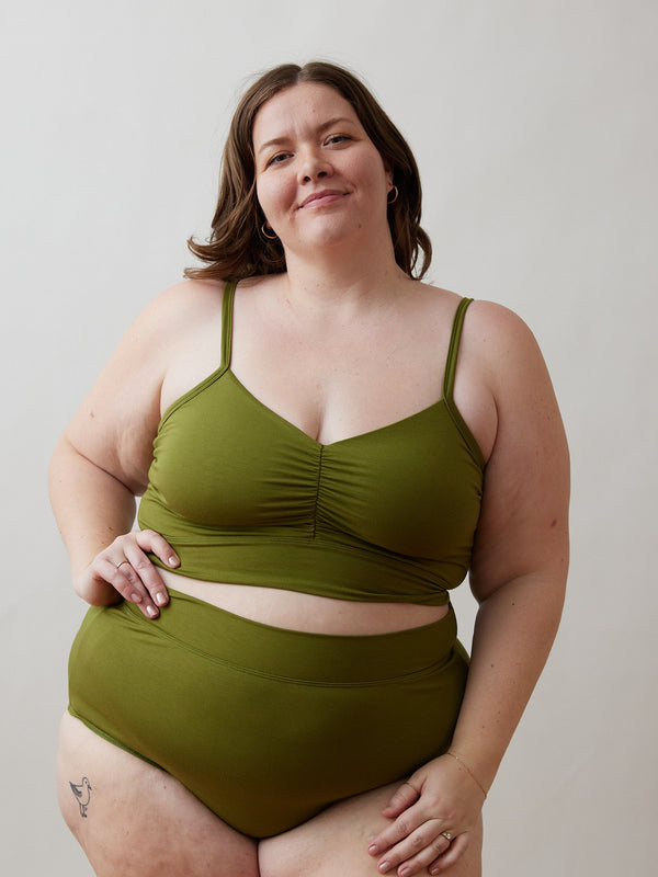 How To Measure Your US Bra Size At Home