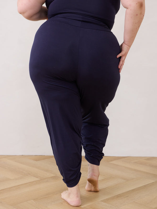 Ink Free Label Sunday Crop, best bamboo pant for plus size