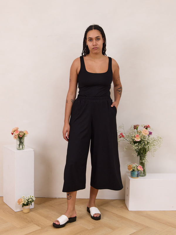 BLACK RINA TANK