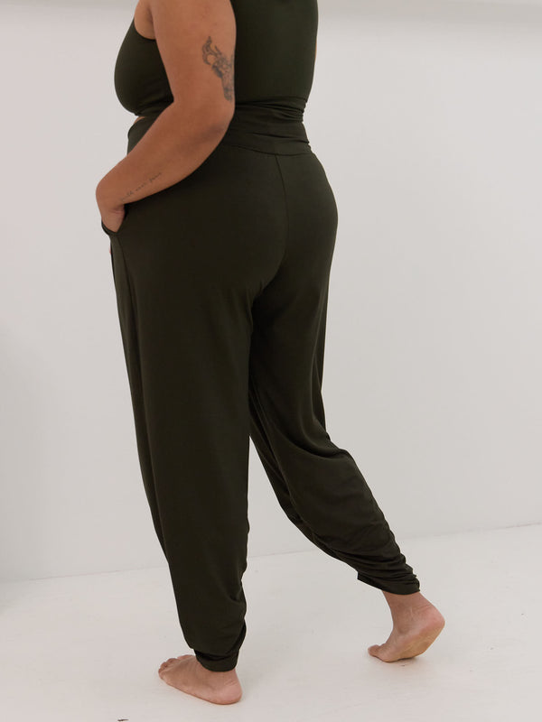 Free Label dark green sunday pant, canadian made loungewear 