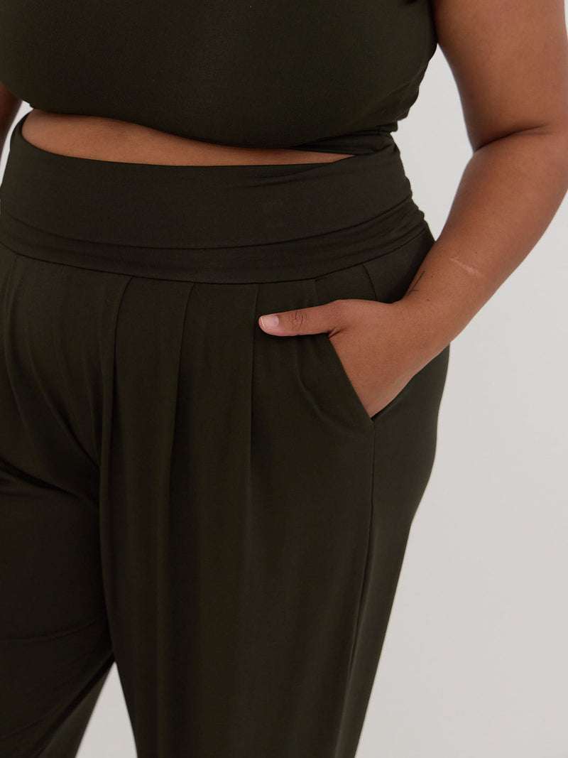 Free Label dark green sunday pant, canadian made loungewear 