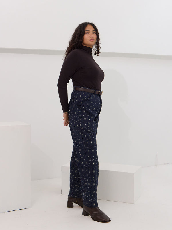 Celestial print utility pants for curvy bodies. Made in canada organic cotton twill pants. moon and star print pants.