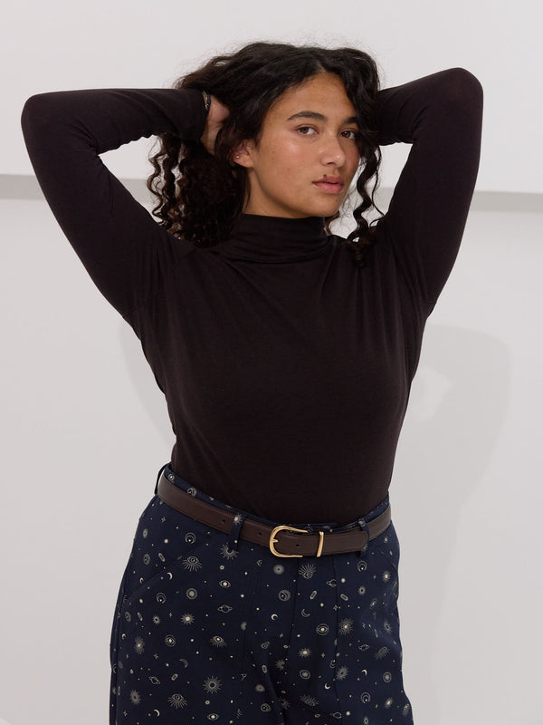 Canadian made sustainable mockneck top