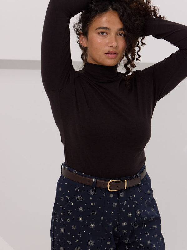 Canadian made sustainable mockneck top