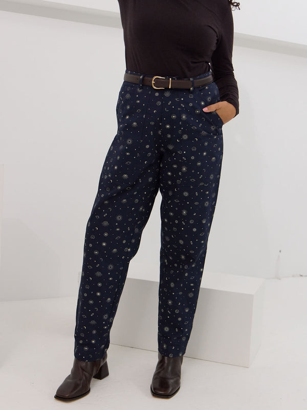 Celestial print utility pants for curvy bodies. Made in canada organic cotton twill pants. moon and star print pants.
