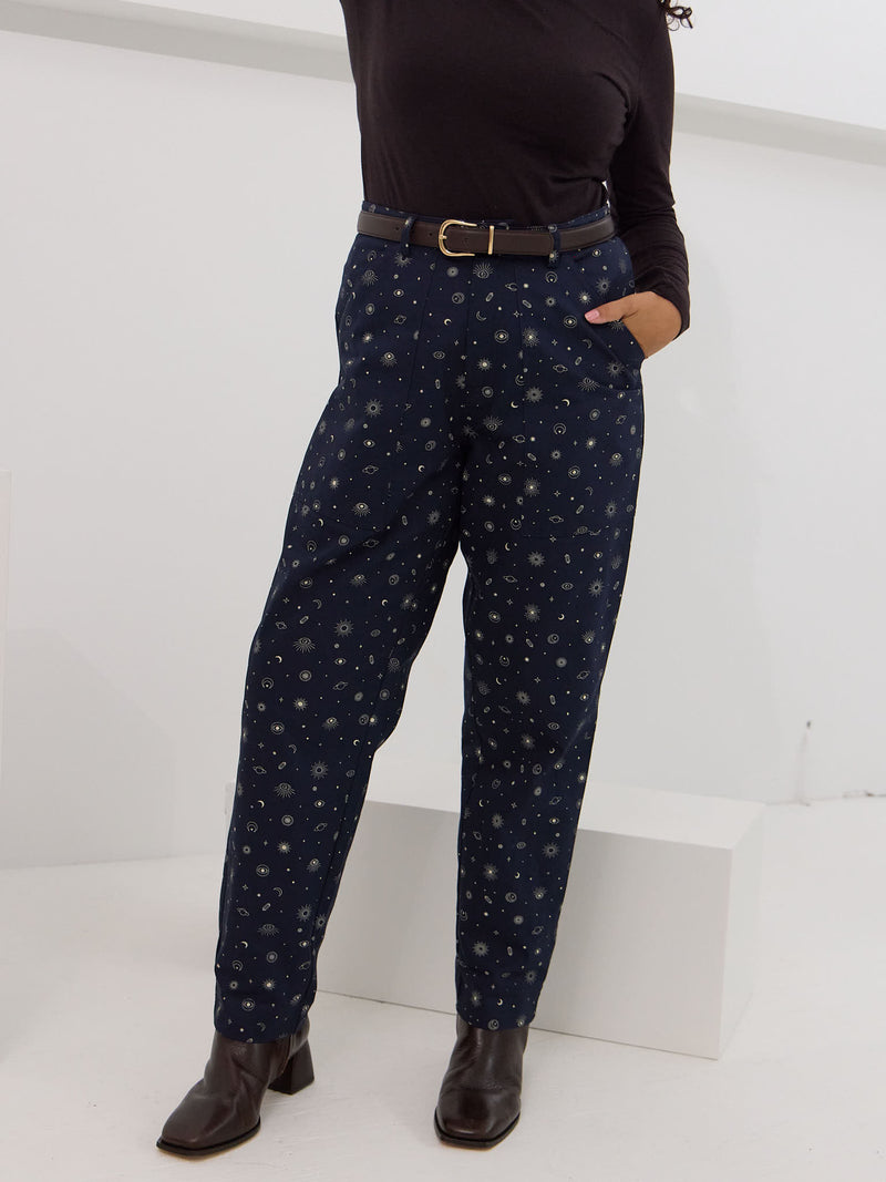 Celestial print utility pants for curvy bodies. Made in canada organic cotton twill pants. moon and star print pants.