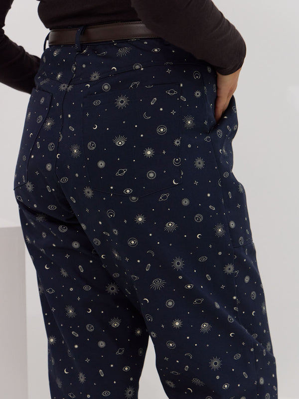 Celestial print utility pants for curvy bodies. Made in canada organic cotton twill pants. moon and star print pants.