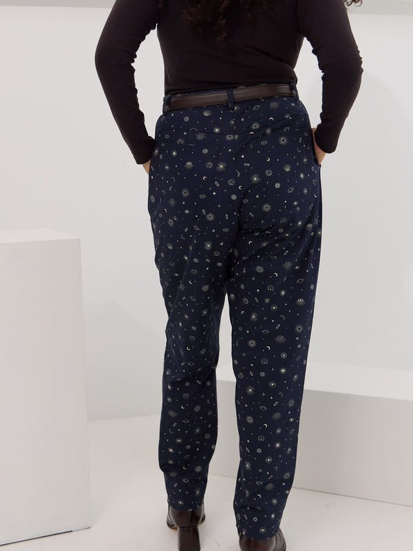 Celestial print utility pants for curvy bodies. Made in canada organic cotton twill pants. moon and star print pants.