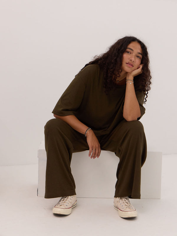 Made in Canada olive cotton lounge set