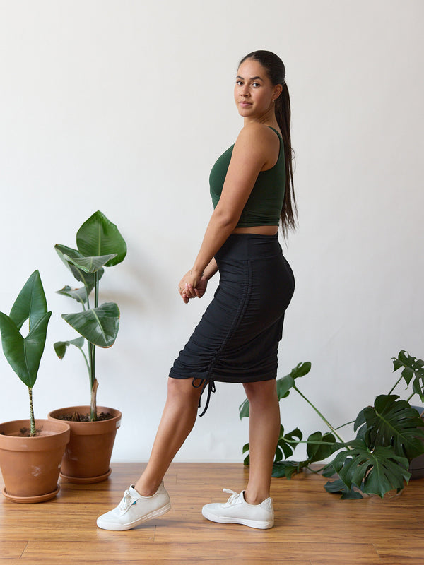 Free Label Vanna Skirt - Adjustable length - Skirt with ruching on the side - High waisted skirt - Skirt with pocket