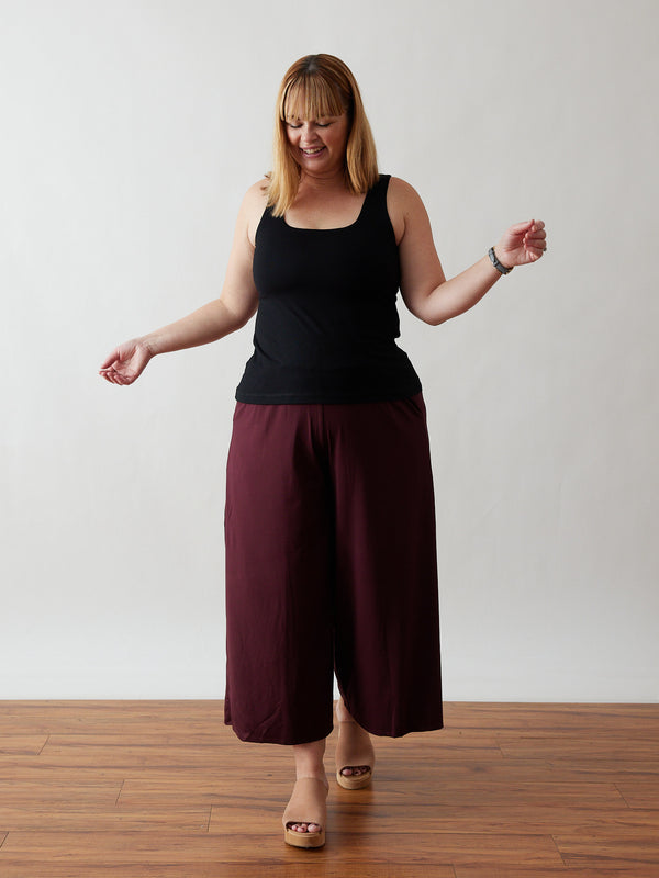 square neckline long tank top