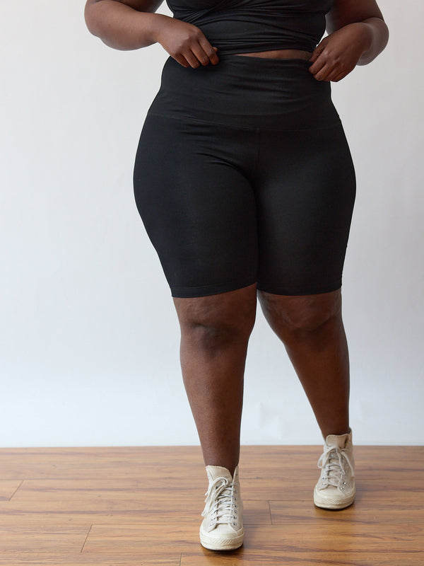 Sustainable bike shorts - High Waisted plus size bike shorts - Free Label - Vancouver Canada fashion brand 