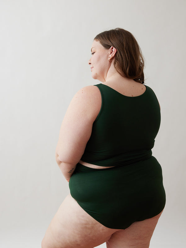 full coverage Andie bra with compression. suitable for larger chests