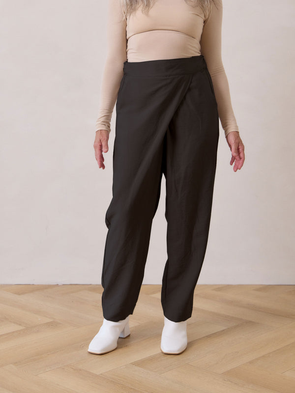 BLACK AVA PANT