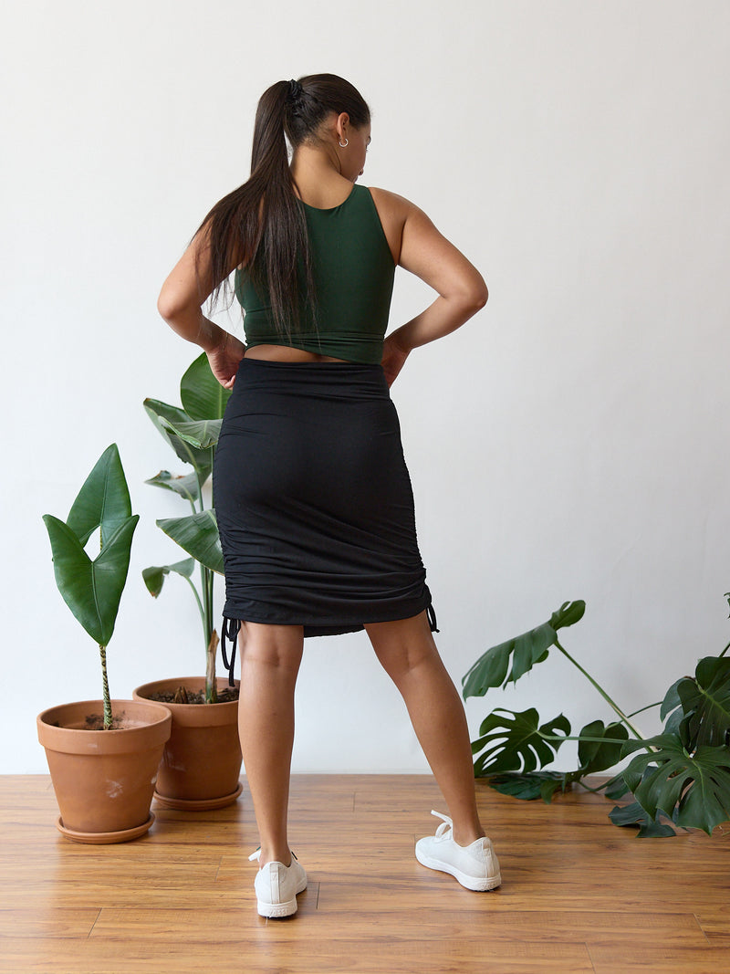 Ethical and sustainable clothing made in Canada - Skirt made in Vancouver from sustainable materials - Maxi Skirt in bamboo - plus size - size inclusive 