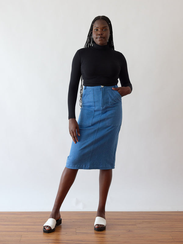 Free Label Jeans - High Waisted Cargo Jean Skirt - Small Waist to Hip Ratio - Stretch Denim