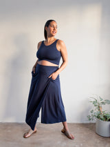 Free Label navy demi crop - skapri, skirt capri. maternity friendly