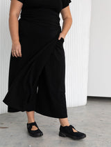 Free label Skapri demi crop pant black