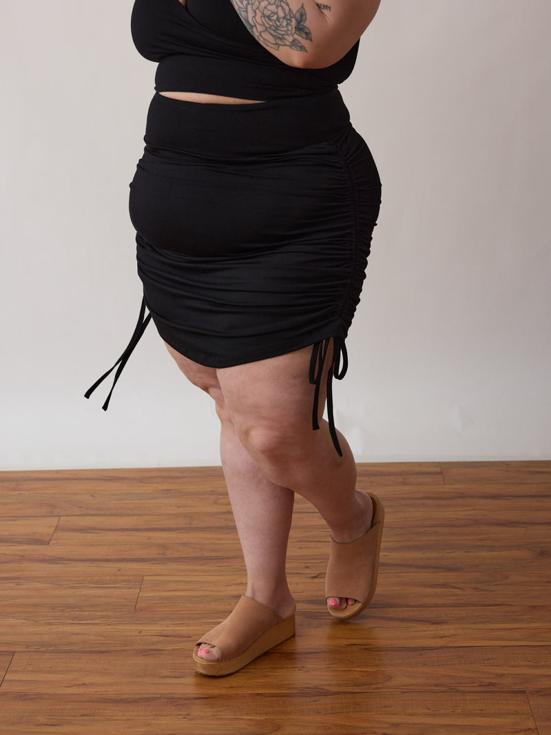 BLACK VANNA SKIRT