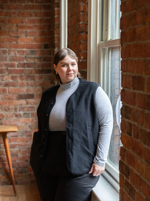 Free Label black reversible organic cotton vest with pockets. Utility vest. PLus size