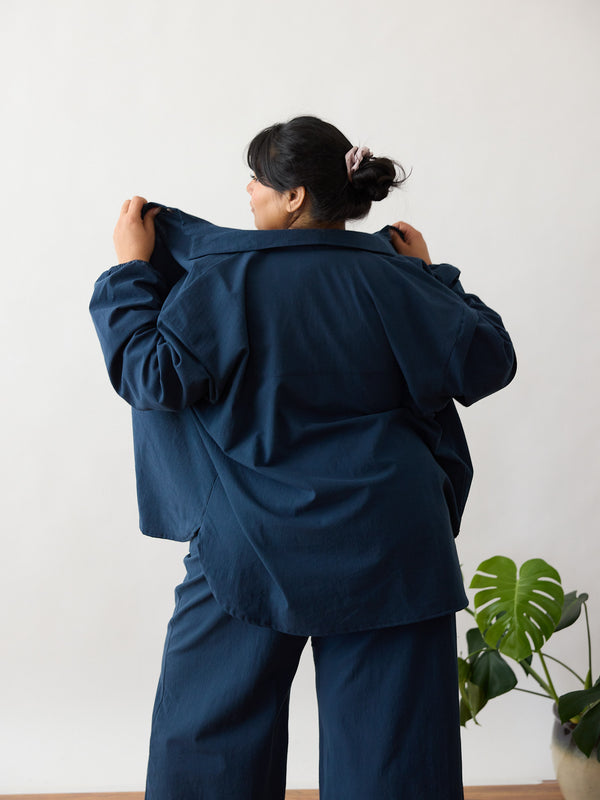 NAVY COTTON CREPE TOMMY BUTTON UP