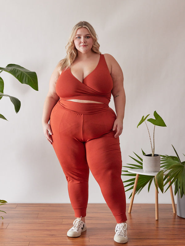 TERRACOTTA FIR JOGGER FROM FREE LABEL