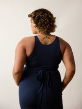 Wear forward or backward for high neck or V neck